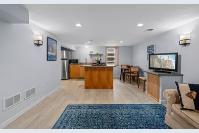 8425 Kell Avenue S, Bloomington, MN 55437 - Photo 29