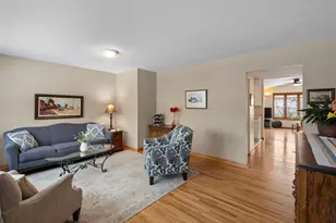 8425 Kell Ave S, Bloomington, MN 55437 - Photo 7