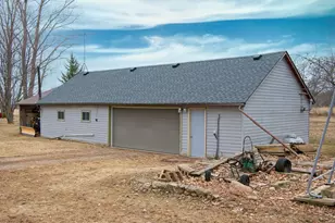 17969 240th St, Hutchinson, MN 55350 - Photo 3