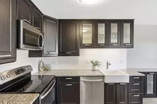 1811 Knox Dr, Burnsville, MN 55337 - Photo 7