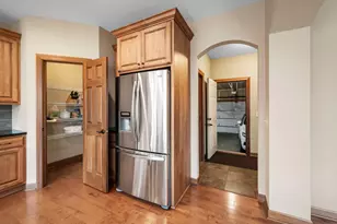 16908 E Lake Dr, Lakeville, MN 55044 - Photo 9