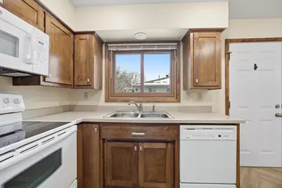 2201 15th Street S, Fargo,  58103 - Photo 11