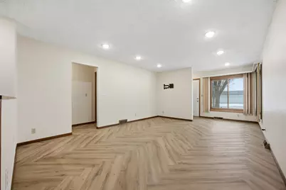 2201 15th Street S, Fargo,  58103 - Photo 5