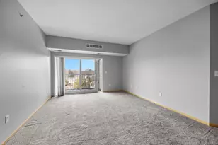 601 Levander Way, South Saint Paul, MN 55075 - Photo 5