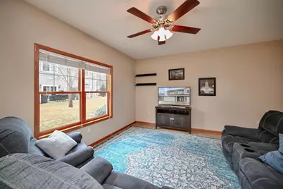 3525 W 7th Street #B, Winona, MN 55987 - Photo 5
