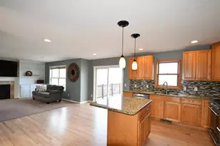 747 Willowmere Dr, Zumbrota, MN 55992 - Photo 9