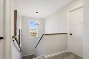 1943 Sparrow Dr, Shakopee, MN 55379 - Photo 9