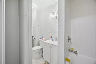 873 Sherburne Ave, Saint Paul, MN 55104 - Photo 17