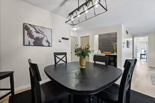 10746 Toledo Ct, Bloomington, MN 55437 - Photo 11