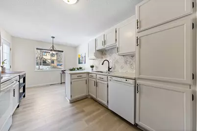 10746 Toledo Court, Bloomington, MN 55437 - Photo 13