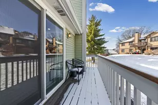 10746 Toledo Ct, Bloomington, MN 55437 - Photo 29