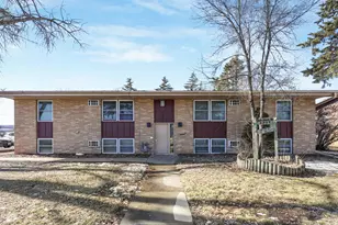 725 32nd Ave N, Saint Cloud, MN 56303 - Photo 1