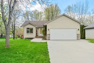 1201 Juniper Ln, Buffalo, MN 55313 - Photo 1