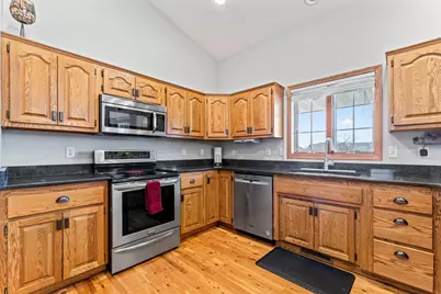 701 Carnoustie Place SE, Pine Island, MN 55963 - Photo 9