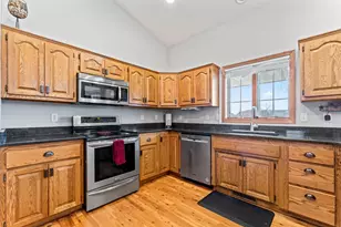 701 Carnoustie Pl SE, Pine Island, MN 55963 - Photo 9