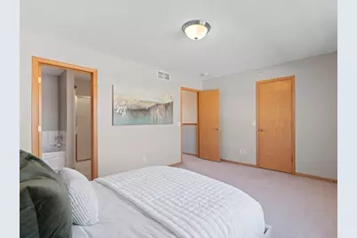 2856 Clover Ridge Drive, Chaska, MN 55318 - Photo 13