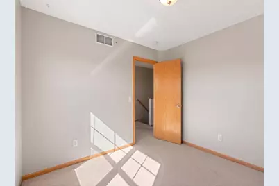 2856 Clover Ridge Drive, Chaska, MN 55318 - Photo 19