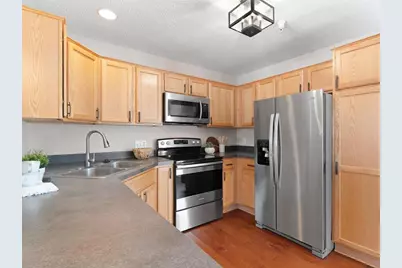 2856 Clover Ridge Drive, Chaska, MN 55318 - Photo 9