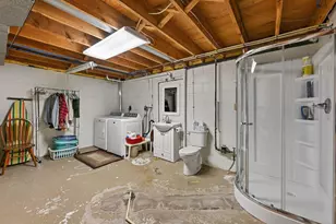 405 Sunrise Dr, Olivia, MN 56277 - Photo 25