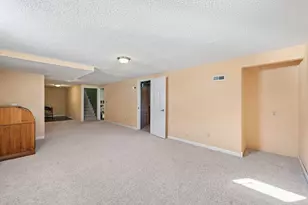 405 Sunrise Dr, Olivia, MN 56277 - Photo 21