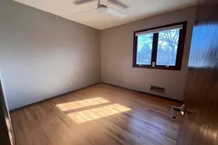 8500 Isle Ave S, Cottage Grove, MN 55016 - Photo 15