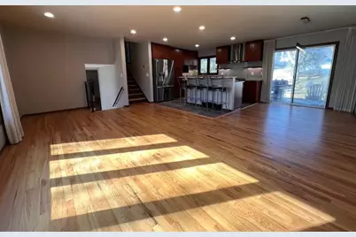 8500 Isle Avenue S, Cottage Grove, MN 55016 - Photo 9