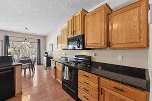 191 Larpenteur Ave E, Maplewood, MN 55117 - Photo 9