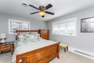 701 4th St SW, Austin, MN 55912 - Photo 23