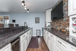 701 4th St SW, Austin, MN 55912 - Photo 29