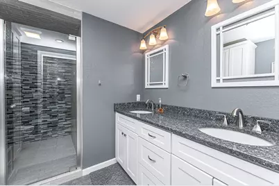 701 4th Street SW, Austin, MN 55912 - Photo 37