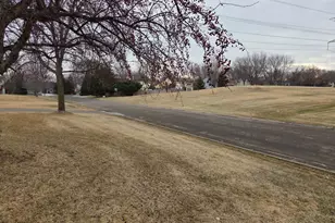 13152 90th Pl N, Maple Grove, MN 55369 - Photo 3