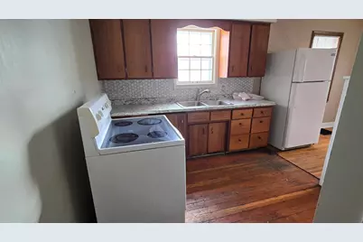 700 12th Avenue SW, Austin, MN 55912 - Photo 9