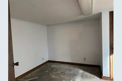 631 N Cedar Street, Luverne, MN 56156 - Photo 25