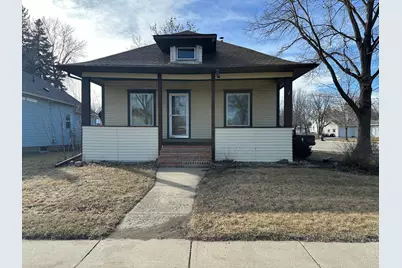 631 N Cedar Street, Luverne, MN 56156 - Photo 1