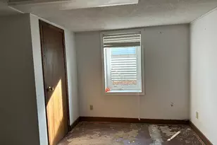 631 N Cedar St, Luverne, MN 56156 - Photo 29