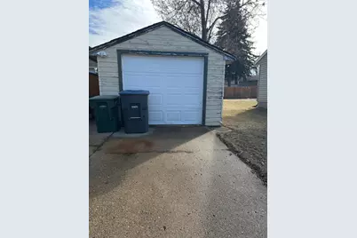 631 N Cedar Street, Luverne, MN 56156 - Photo 39