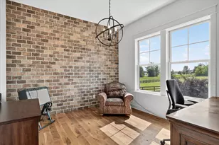 7604 E 250th St, Elko New Market, MN 55020 - Photo 5