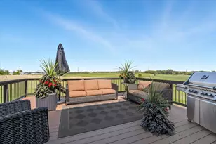 7604 E 250th St, Elko New Market, MN 55020 - Photo 9