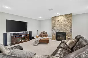 7604 E 250th St, Elko New Market, MN 55020 - Photo 41