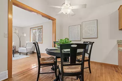 8001 Jeffery Avenue S, Cottage Grove, MN 55016 - Photo 11