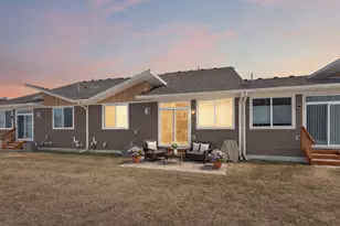 605 Hideaway Ln, Woodbury, MN 55129 - Photo 3