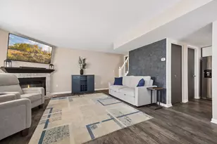 2543 Wimbledon Pl, Woodbury, MN 55125 - Photo 9