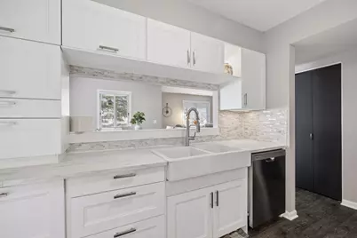 2543 Wimbledon Place, Woodbury, MN 55125 - Photo 5