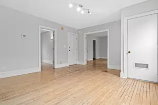 2726 Grand Ave S, Minneapolis, MN 55408 - Photo 9