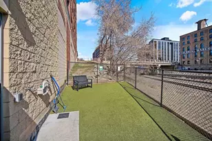 404 Washington Ave N, Minneapolis, MN 55401 - Photo 33