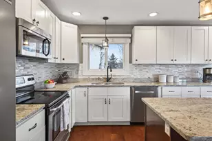 6806 Deerwood Ln N, Maple Grove, MN 55369 - Photo 23