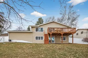 6806 Deerwood Ln N, Maple Grove, MN 55369 - Photo 11
