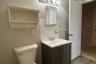 1092 Edgerton St, Saint Paul, MN 55130 - Photo 9