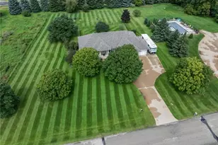2631 Hawk Hill Ln SW, Rochester, MN 55902 - Photo 11