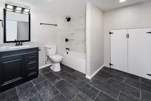 10935 S Thomas Ave S, Bloomington, MN 55431 - Photo 21